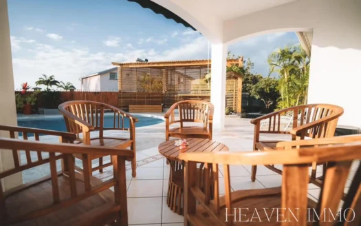 À Vendre : villa F5 – St-Gilles, La Réunion