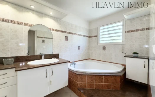 À Vendre : villa T6 – Grand Bois